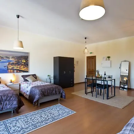Apartamento Host Wise - Cozy Sunny Flats - Ace Location *
