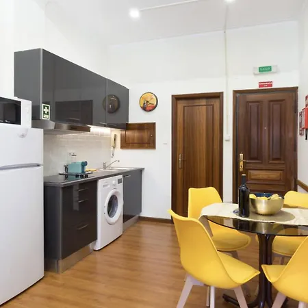 Host Wise - Cozy Sunny Flats - Ace Location * Porto