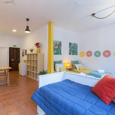 Apartment Host Wise - Cozy Sunny Flats - Ace Location Porto