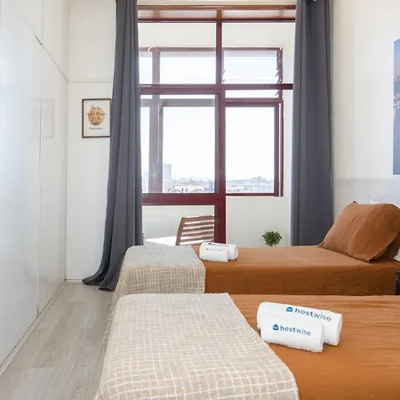 Host Wise - Cozy Sunny Flats - Ace Location *