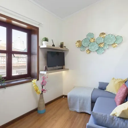 Host Wise - Cozy Sunny Flats - Ace Location Apartment *
