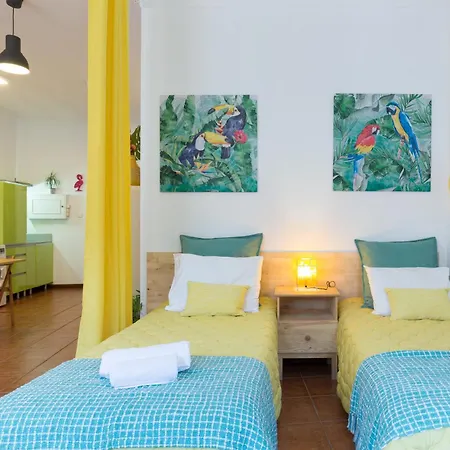 Host Wise - Cozy Sunny Flats - Ace Location Apartment Porto